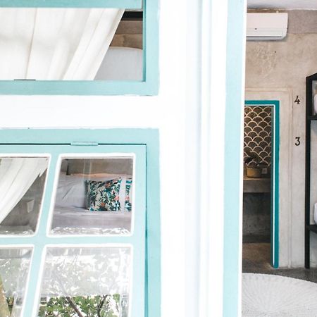 Kosta Hostel Seminyak Eksteriør bilde