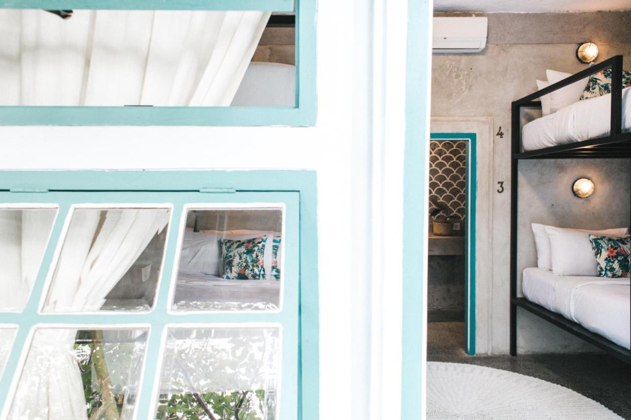 Kosta Hostel Seminyak Eksteriør bilde