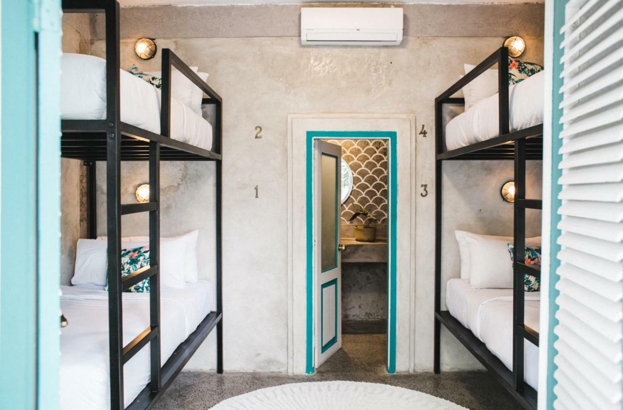 Kosta Hostel Seminyak Eksteriør bilde