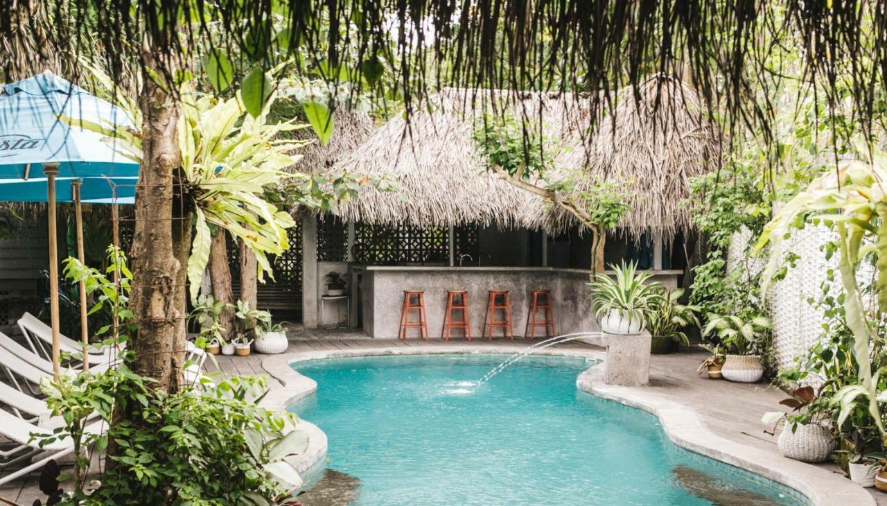 Kosta Hostel Seminyak Eksteriør bilde