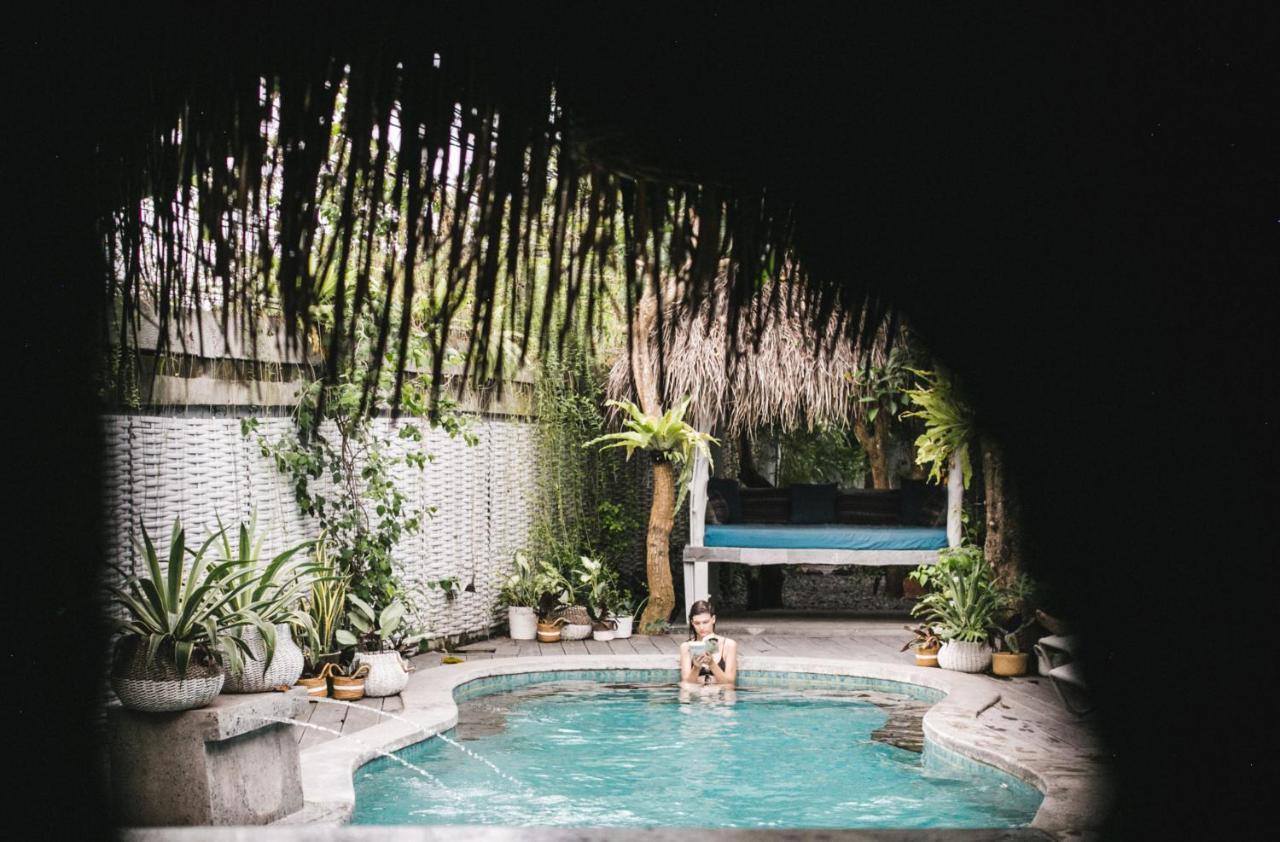 Kosta Hostel Seminyak Eksteriør bilde